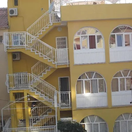 Kibar Aparthotel